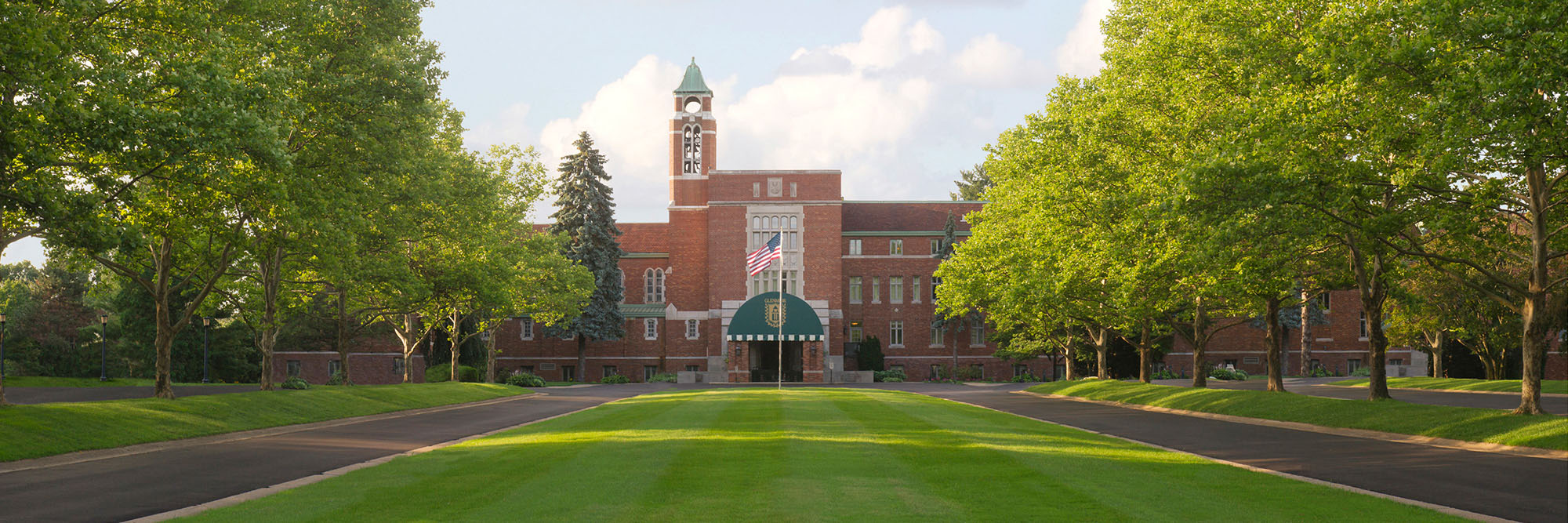 Glenmoor Country Club House